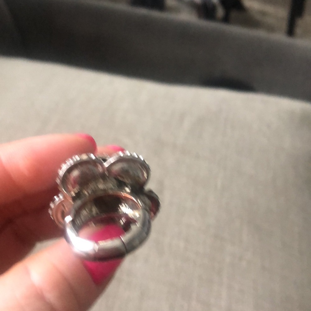 Cookie Lee flower ring - Picture 3 of 5